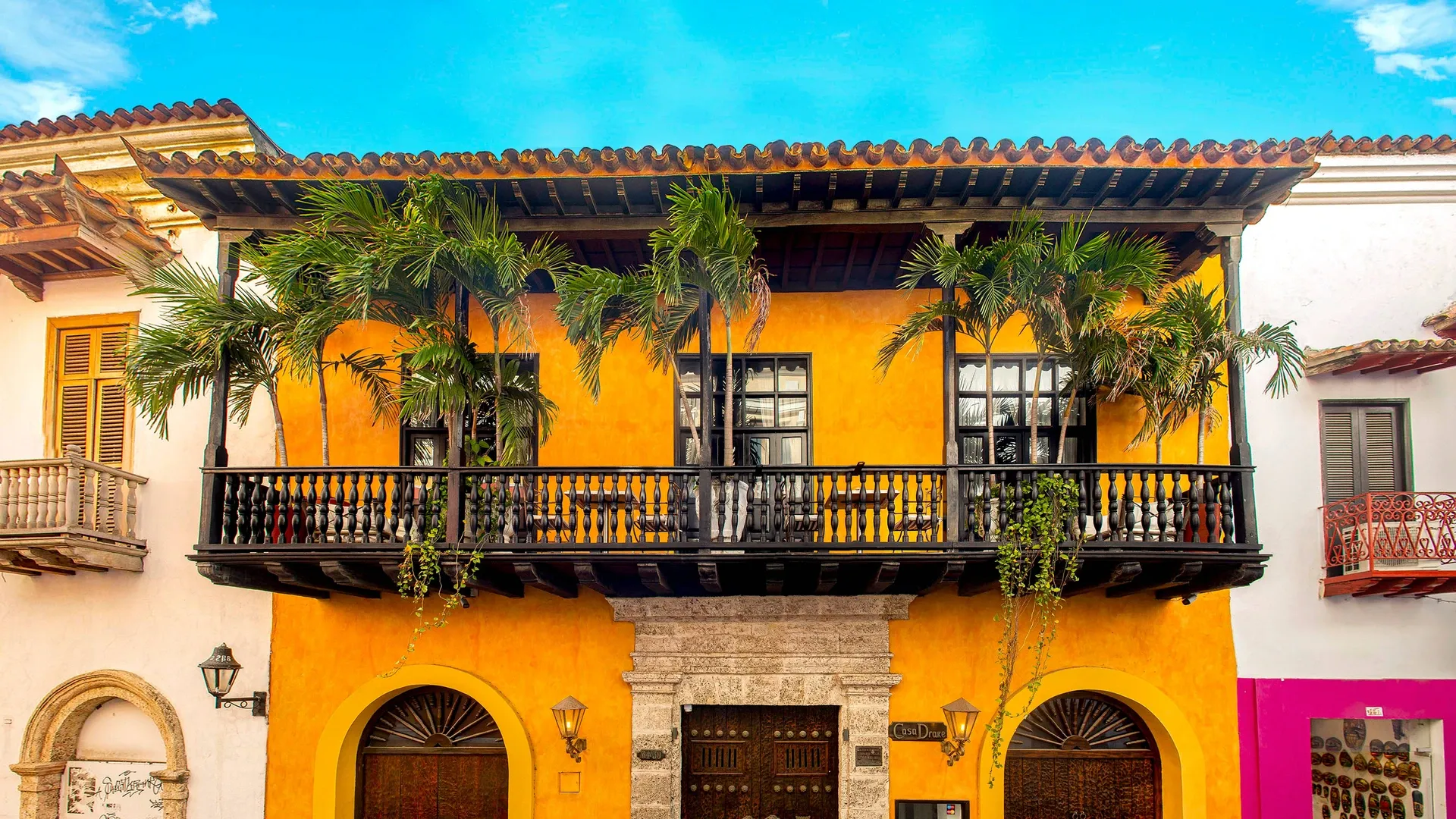 Casa_de_Alba_Hotel_Boutique_Cartagena_Luxury_Colonial_Hotel_Colombia_Architecture.webp