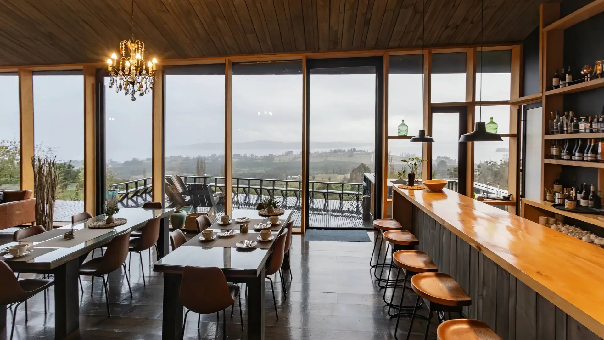 Estancia_Rilan_Boutique_Hotel_Chiloe_Panoramic_Views_Local_Cuisine_C.webp