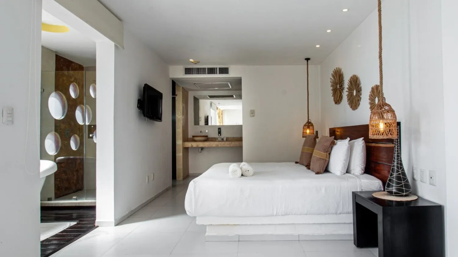 Hotel_Boutique_Cache_Playa_del_Carmen_Adults_Only_Boutique_Hotel_Architecture_Interior.webp
