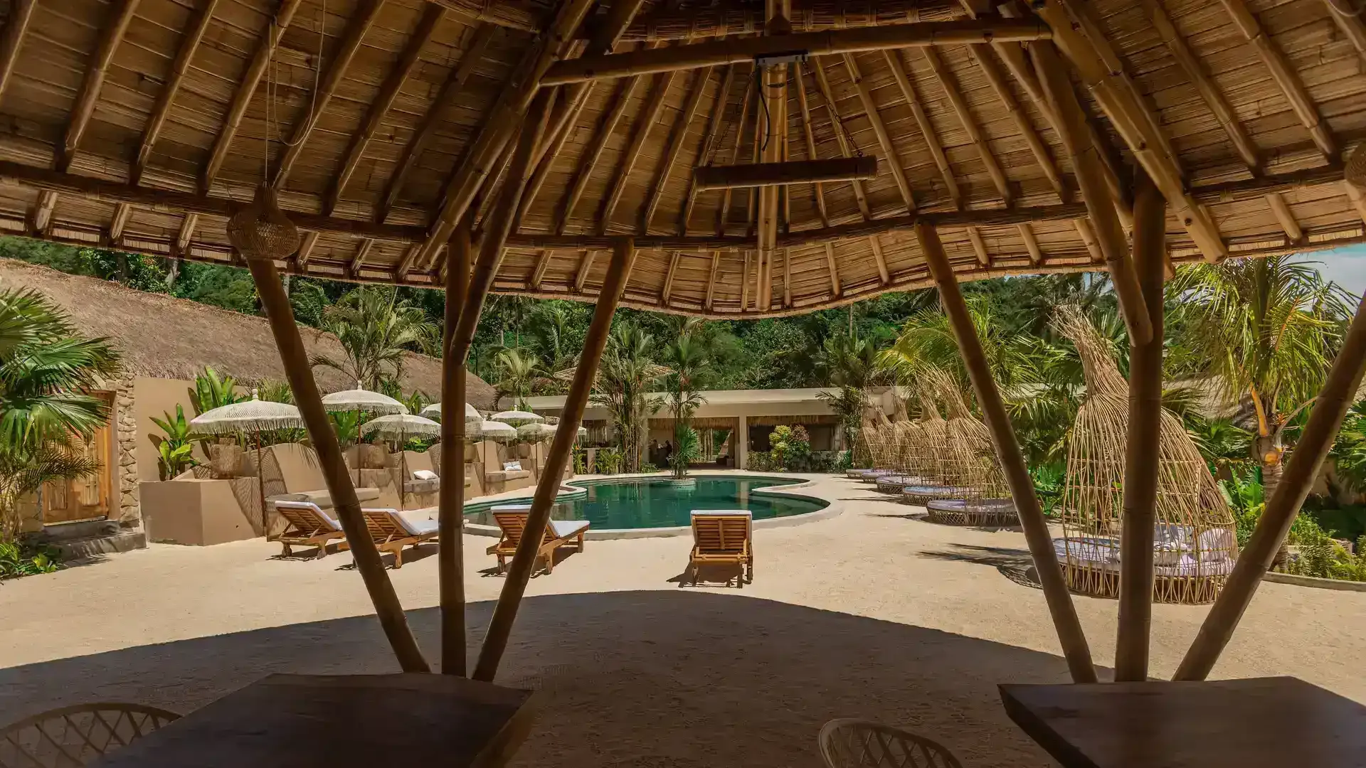 Lombok Souls | Luxury private villas with pools and astonishing design ...